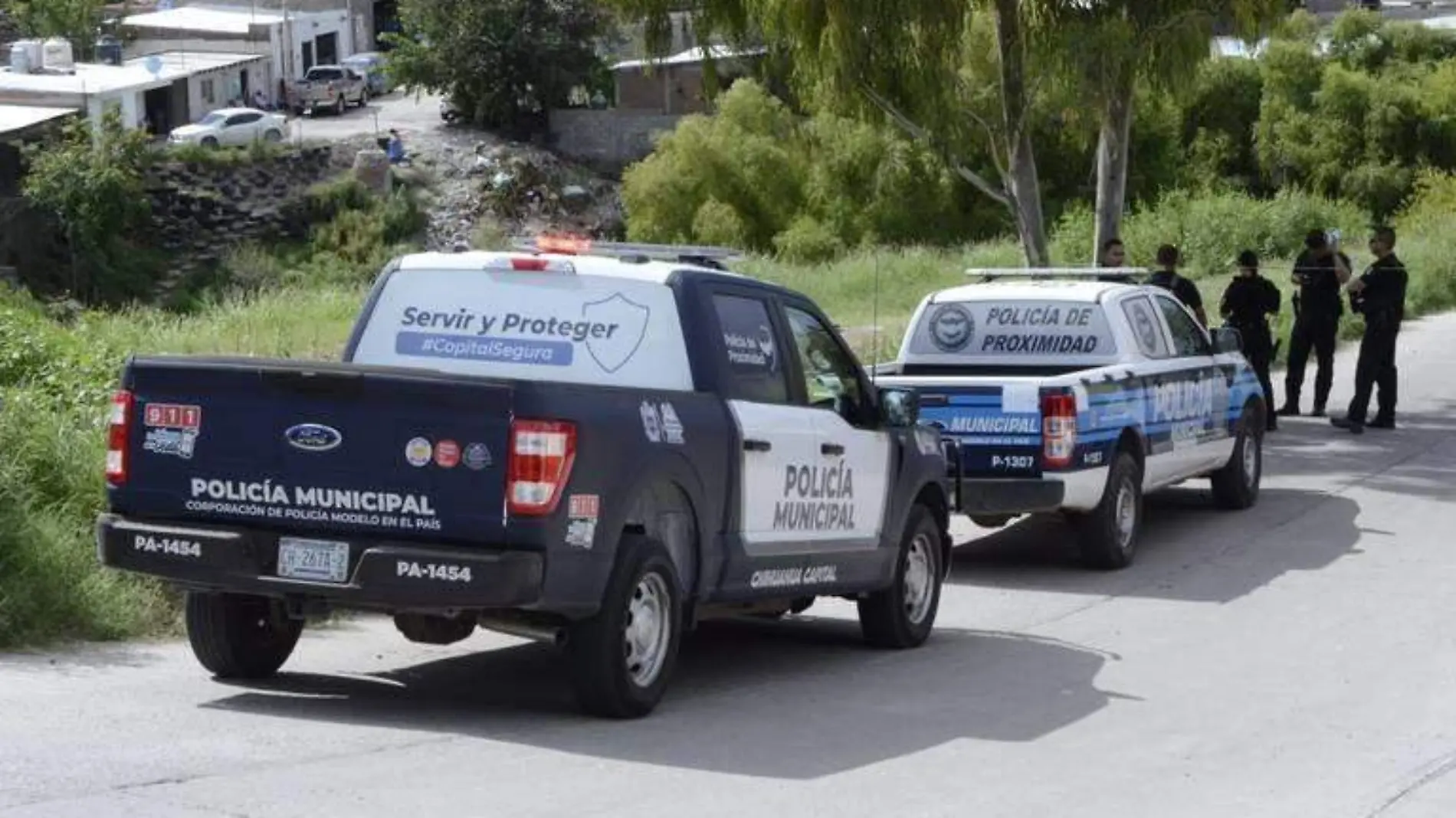 policía municipal patrullas